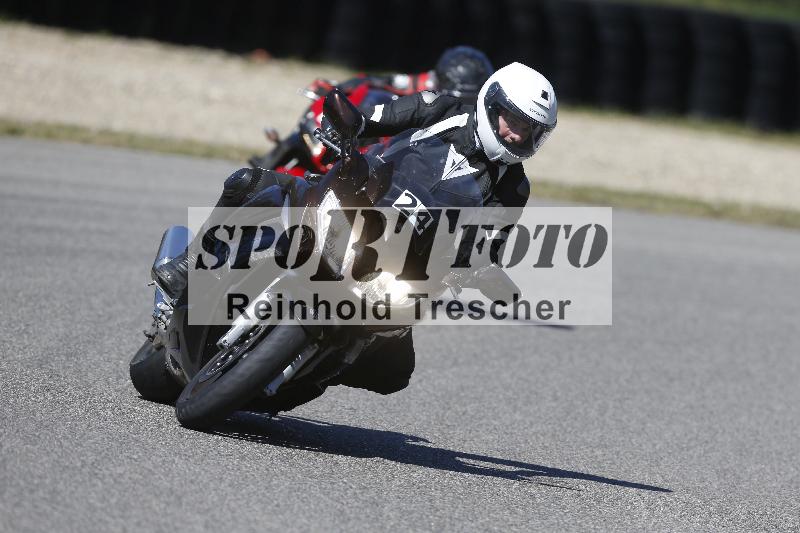 /06 08.04.2026 Cornu Master School ADR/Gruppe blau/24